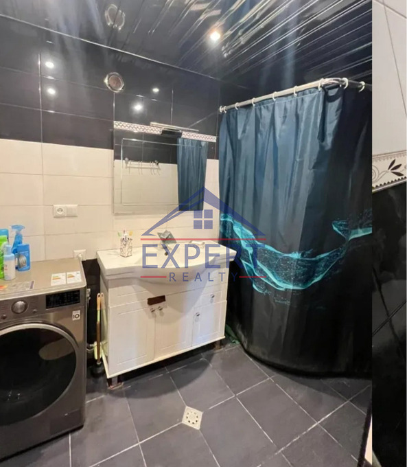 ՄԱԼԱԹԻԱ ՍԵԲԱՍՏԻԱ, Զ․ ԱՆԴՐԱՆԻԿԻ ՓՈՂՈՑ, 4 ՍԵՆՅԱԿ