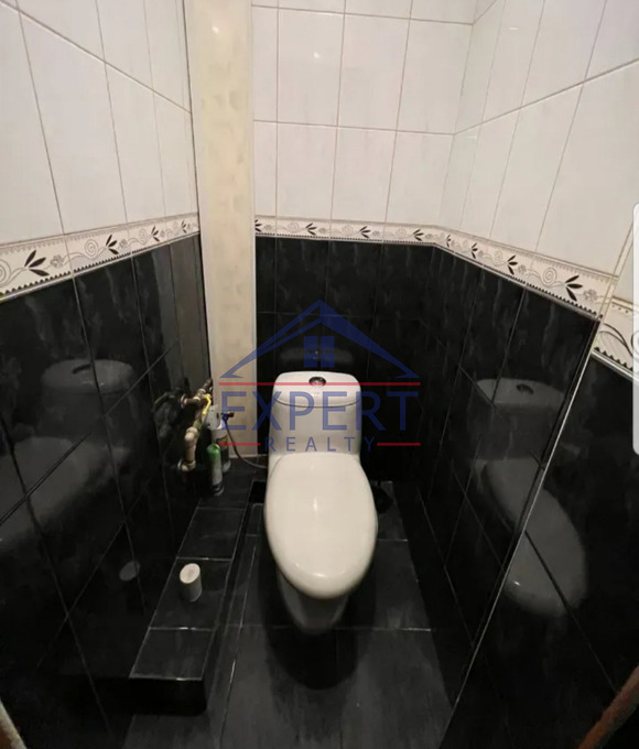 ՄԱԼԱԹԻԱ ՍԵԲԱՍՏԻԱ, Զ․ ԱՆԴՐԱՆԻԿԻ ՓՈՂՈՑ, 4 ՍԵՆՅԱԿ