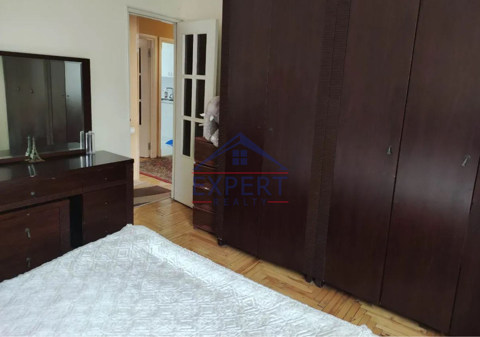 ՄԱԼԱԹԻԱ ՍԵԲԱՍՏԻԱ, ԳՈՒՍԱՄ ՇԵՐԱՄԻ ՓՈՂՈՑ, 4 ՍԵՆՅԱԿ