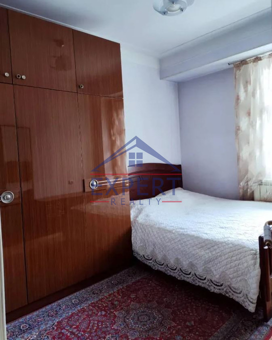 ՄԱԼԱԹԻԱ ՍԵԲԱՍՏԻԱ, ԳՈՒՍԱՄ ՇԵՐԱՄԻ ՓՈՂՈՑ, 4 ՍԵՆՅԱԿ