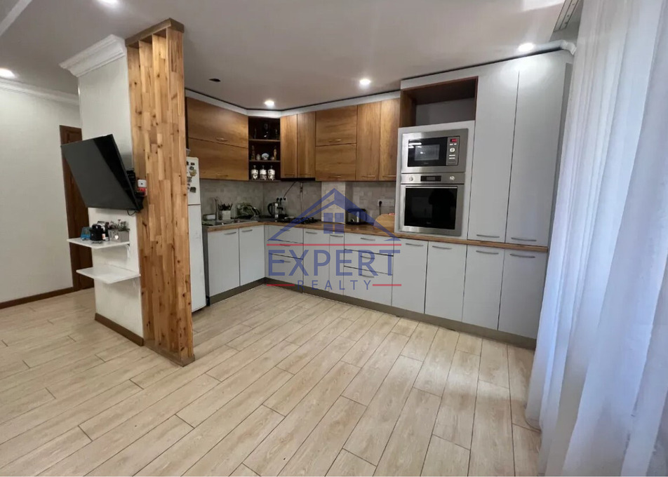 ԱՐԱԲԿԻՐ, ԳՅՈՒԼԲԵՆԿՅԱՆ ՓՈՂՈՑ, 3 ՍԵՆՅԱԿ