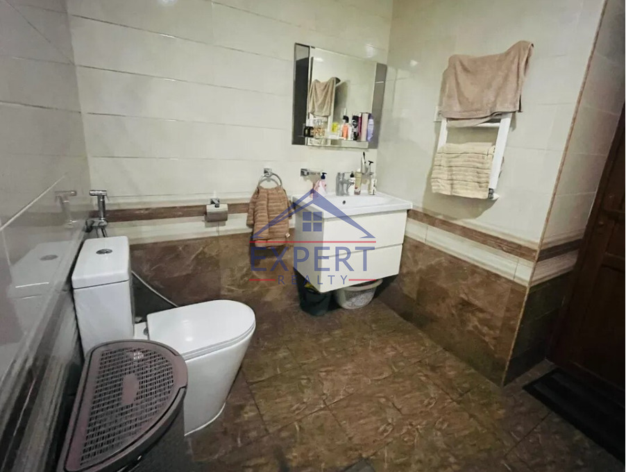 ԱՐԱԲԿԻՐ, ԳՅՈՒԼԲԵՆԿՅԱՆ ՓՈՂՈՑ, 3 ՍԵՆՅԱԿ