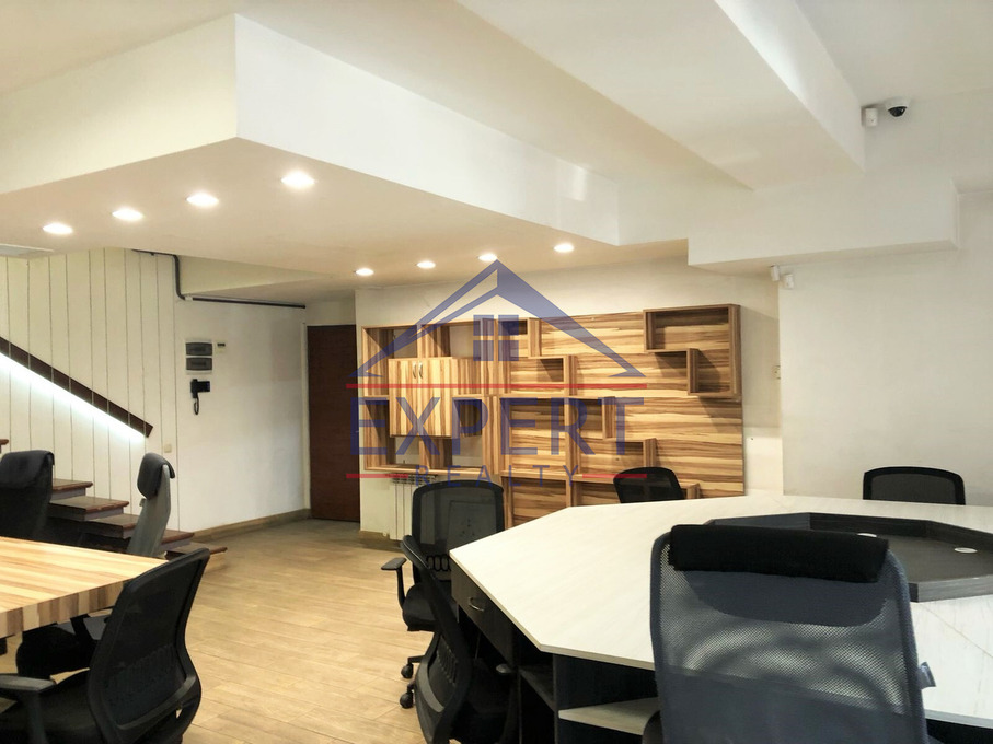 ԿԵՆՏՐՈՆ, ԲԱՂՐԱՄՅԱՆ ՊՈՂՈՏԱ, 255 ՔՄ․