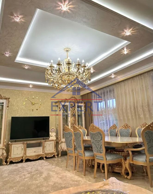 ԿԵՆՏՐՈՆ, ԱՐԳԻՇՏԻ ՓՈՂՈՑ, 3 ՍԵՆՅԱԿ