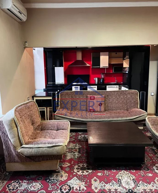 ԿԵՆՏՐՈՆ, ՏԻԳՐԱՆ ՄԵԾԻ ՊՈՂՈՏԱ, 2 ՍԵՆՅԱԿ