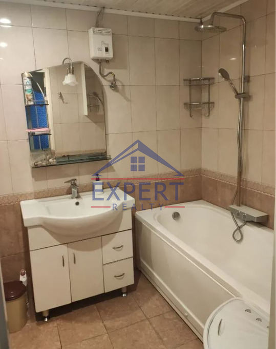 ԱՎԱՆ-ԱՌԻՆՋ, 1ԻՆ ՄԻԿՐՈՇՐՋԱՆ 4 ՍԵՆՅԱԿ