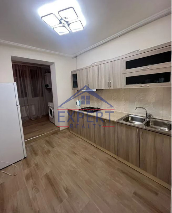 ՄԱԼԱԹԻԱ ՍԵԲԱՍՏԻԱ, ԶՈՐԱՎԱՐ ԱՆԴՐԱՆԻԿԻ ՓՈՂՈՑ, 2 ՍԵՆՅԱԿ