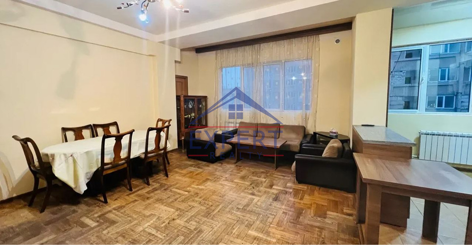 ԿԵՆՏՐՈՆ, ԴԵՐԵՆԻԿ ԴԵՄԻՐՃՅԱՆ, 3 ՍԵՆՅԱԿ