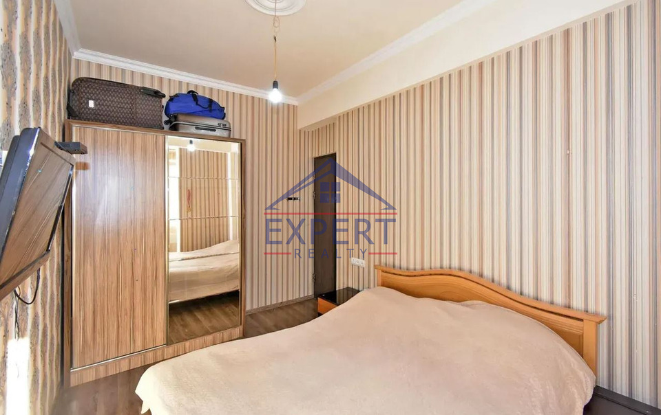 ԴԱՎԹԱՇԵՆ, ԴԱՎԹԱՇԵՆ 4-ՐԴ ԹԱՂԱՄԱՍ, 3 ՍԵՆ