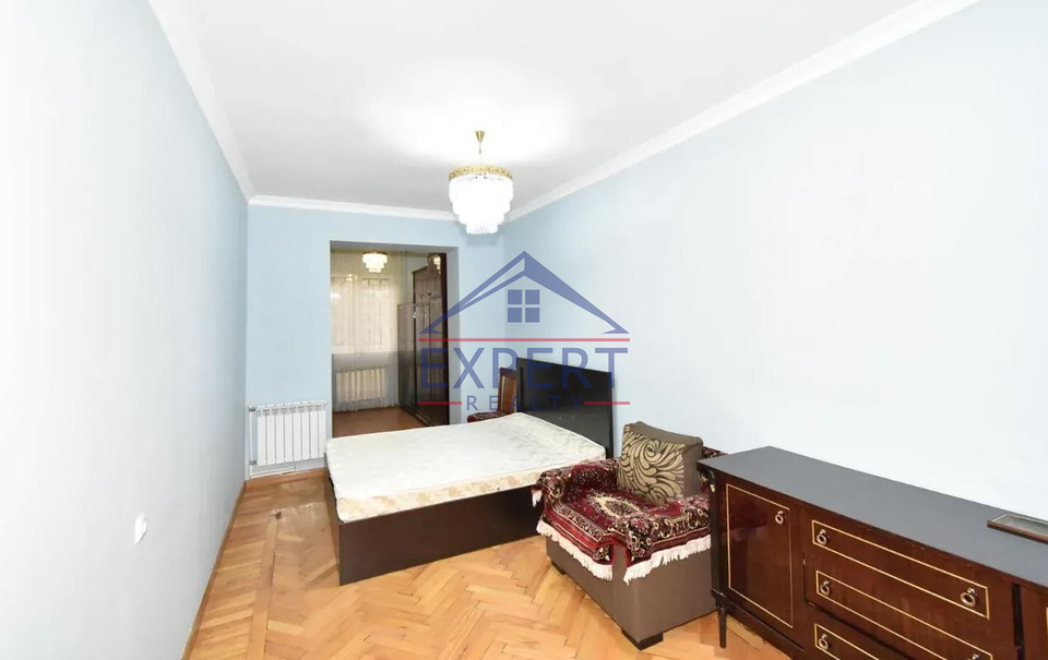 ՄԱԼԱԹԻԱ ՍԵԲԱՍՏԻԱ, ՇԱՀՈՒՄՅԱՆ ՓՈՂՈՑ, 3 ՍԵՆՅԱԿ