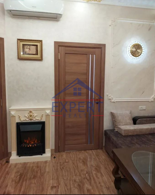 ԱՐԱԲԿԻՐ, ԱԴՈՆՑԻ ՓՈՂՈՑ, 2 ՍԵՆՅԱԿ