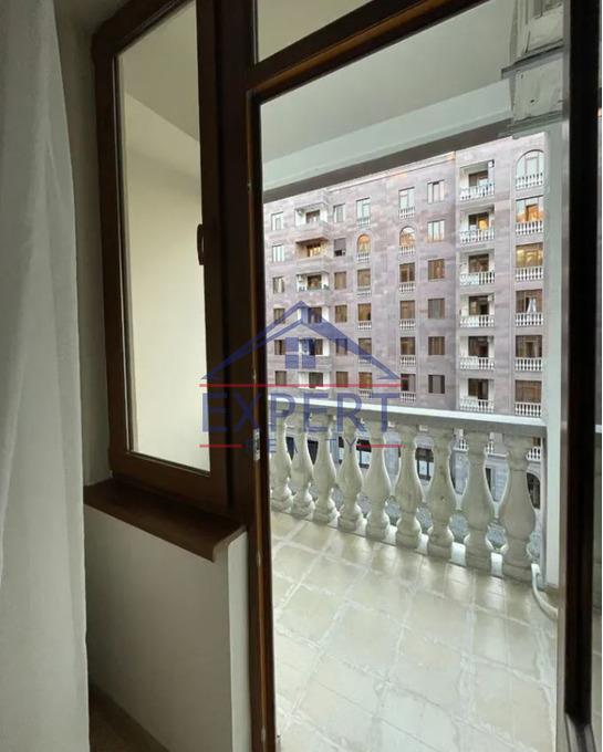 ԱՐԱԲԿԻՐ, ԱԴՈՆՑԻ ՓՈՂՈՑ, 2 ՍԵՆՅԱԿ