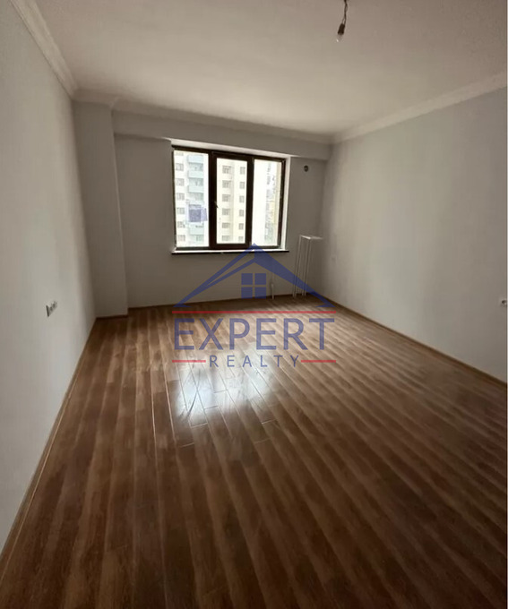 ԿԵՆՏՐՈՆ, ՄՈՆԹԵ ՄԵԼՔՈՆՅԱՆ ՓՈՂՈՑ, 3 ՍԵՆՅԱԿ