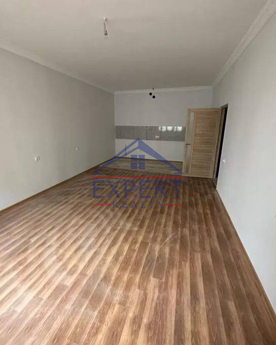 ԿԵՆՏՐՈՆ, ՄՈՆԹԵ ՄԵԼՔՈՆՅԱՆ ՓՈՂՈՑ, 3 ՍԵՆՅԱԿ