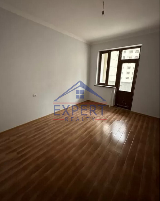 ԿԵՆՏՐՈՆ, ՄՈՆԹԵ ՄԵԼՔՈՆՅԱՆ ՓՈՂՈՑ, 3 ՍԵՆՅԱԿ