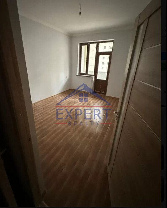 ԿԵՆՏՐՈՆ, ՄՈՆԹԵ ՄԵԼՔՈՆՅԱՆ ՓՈՂՈՑ, 3 ՍԵՆՅԱԿ