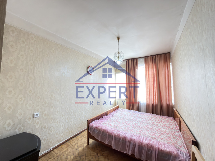 ԱՐԱԲԿԻՐ, ԿՈՄԻՏԱՍԻ ՊՈՂՈՏԱ, 2 ՍԵՆՅԱԿ