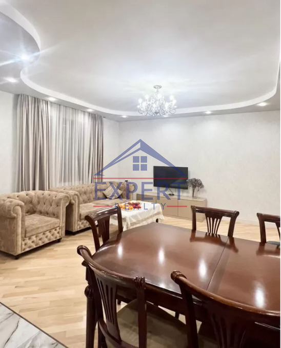 ԿԵՆՏՐՈՆ, ՍԱՅԱԹ ՆՈՎԱ ՊՈՂՈՏԱ, 2 ՍԵՆՅԱԿ