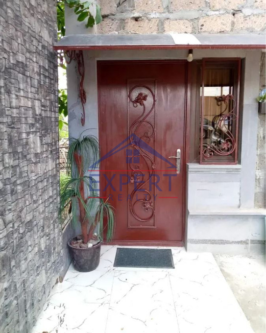 ԱՋԱՓՆՅԱԿ, ՆԱԶԱՐԲԵԿՅԱՆ ԹԱՂԱՄԱՍ, 3 ՍԵՆՅԱԿ
