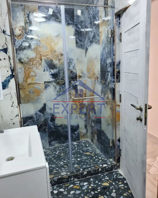 ՄԱԼԱԹԻԱ ՍԵԲԱՍՏԻԱ, ԳՈՒՍԱՆ ՇԵՐԱՄԻ ՓՈՂՈՑ, 3 ՍԵՆՅԱԿ