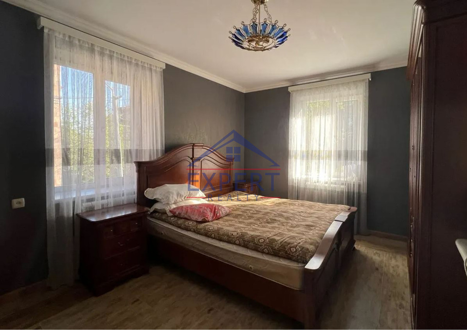 ՇԵՆԳԱՎԻԹ, ՇԻՐԱԿԻ ՓՈՂՈՑ, 2 ՍԵՆՅԱԿ