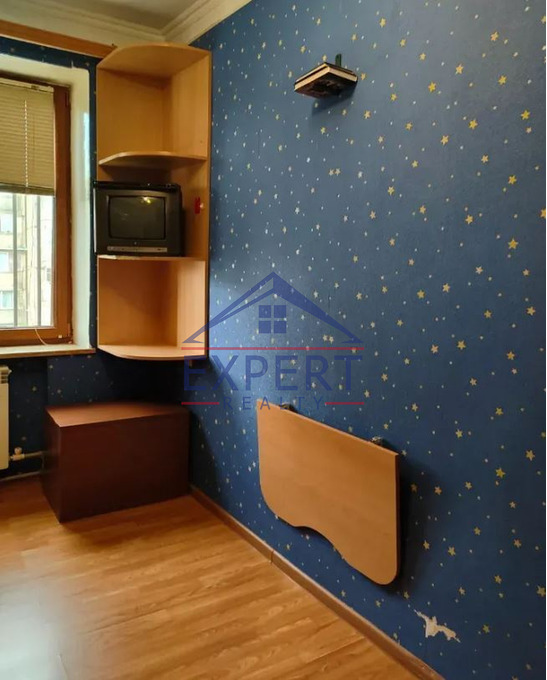 ՇԵՆԳԱՎԻԹ, ՖՐՈՒՆԶԵԻ ՓՈՂՈՑ, 3 ՍԵՆՅԱԿ