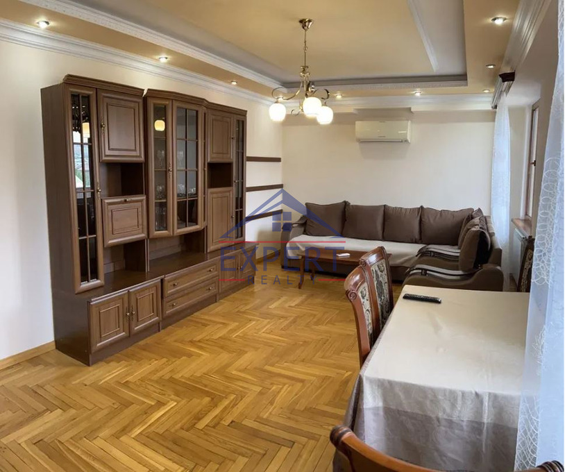 ԿԵՆՏՐՈՆ, ՏԻԳՐԱՆ ՄԵԾ ՊՈՂՈՏԱ, 3 ՍԵՆՅԱԿ