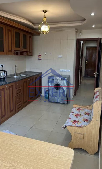 ԿԵՆՏՐՈՆ, ՏԻԳՐԱՆ ՄԵԾ ՊՈՂՈՏԱ, 3 ՍԵՆՅԱԿ