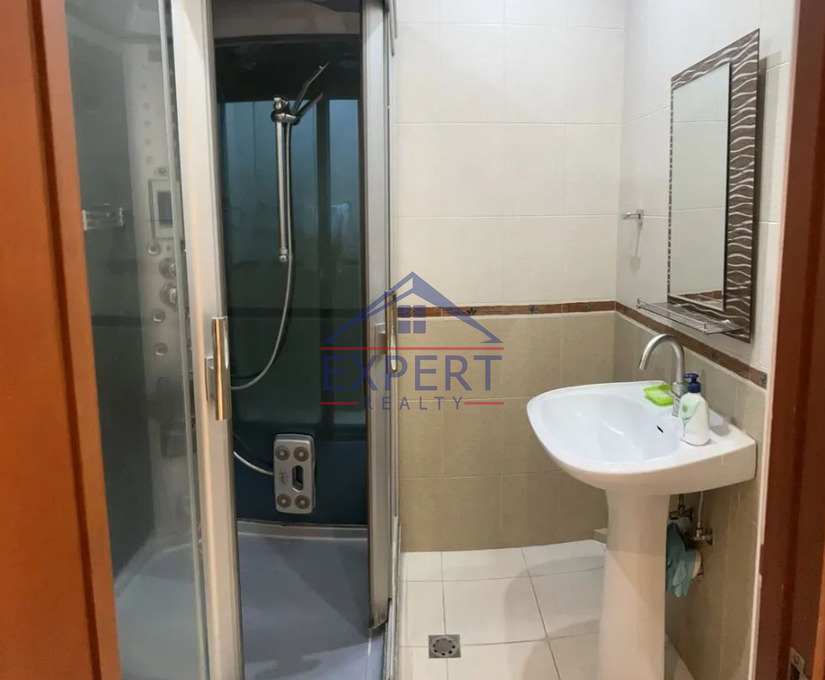 ԿԵՆՏՐՈՆ, ՏԻԳՐԱՆ ՄԵԾ ՊՈՂՈՏԱ, 3 ՍԵՆՅԱԿ