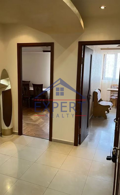 ԿԵՆՏՐՈՆ, ՏԻԳՐԱՆ ՄԵԾ ՊՈՂՈՏԱ, 3 ՍԵՆՅԱԿ