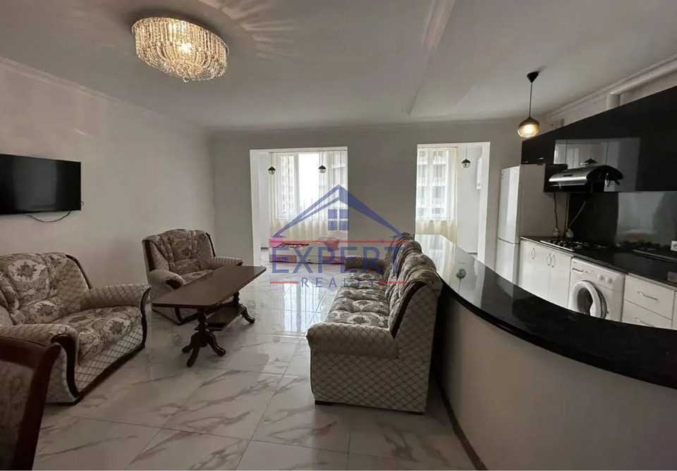 ԱՐԱԲԿԻՐ, ՄԱՄԻԿՈՆՅԱՆՑ ՓՈՂՈՑ, 2 ՍԵՆՅԱԿ