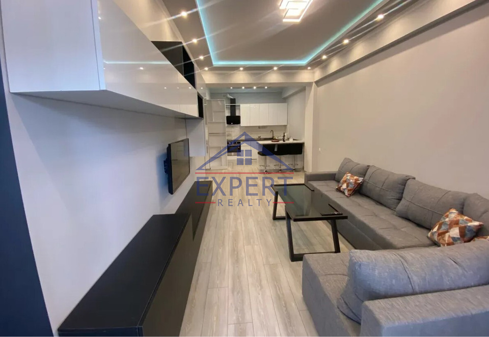 ԿԵՆՏՐՈՆ, ԲՈՒԶԱՆԴ ՓՈՂՈՑ, 2 ՍԵՆՅԱԿ