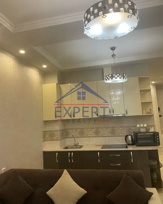 ԱՐԱԲԿԻՐ, ՆԱԻՐԻ ԶԱՐՅԱՆ ՓՈՂՈՑ, 2 ՍԵՆՅԱԿ