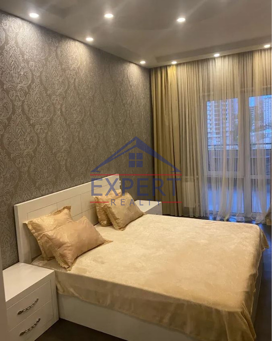 ԱՐԱԲԿԻՐ, ՆԱԻՐԻ ԶԱՐՅԱՆ ՓՈՂՈՑ, 2 ՍԵՆՅԱԿ