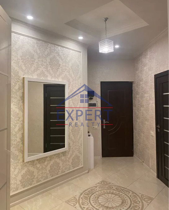 ԱՐԱԲԿԻՐ, ՆԱԻՐԻ ԶԱՐՅԱՆ ՓՈՂՈՑ, 2 ՍԵՆՅԱԿ