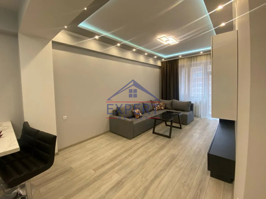 ԿԵՆՏՐՈՆ, ԲՈՒԶԱՆԴ ՓՈՂՈՑ, 2 ՍԵՆՅԱԿ