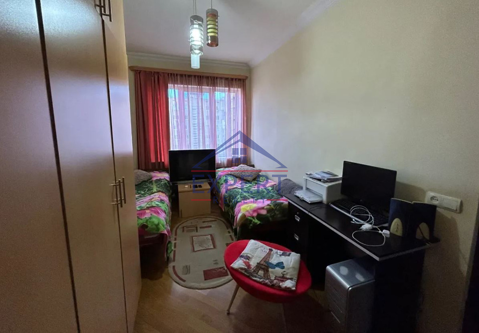 ՄԱԼԱԹԻԱ ՍԵԲԱՍՏԻԱ, ԲԱԲԱՋԱՆՅԱՆ ՓՈՂՈՑ, 3 ՍԵՆՅԱԿ