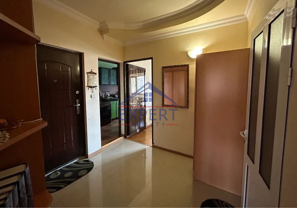 ՄԱԼԱԹԻԱ ՍԵԲԱՍՏԻԱ, ԲԱԲԱՋԱՆՅԱՆ ՓՈՂՈՑ, 3 ՍԵՆՅԱԿ