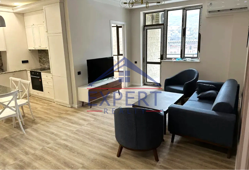 ԿԵՆՏՐՈՆ, ՎԱՐԴԱՆԱՆՑ ՓՈՂՈՑ, 2 ՍԵՆՅԱԿ