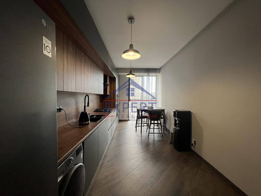 ԱՐԱԲԿԻՐ, ԱՐԱՄ ԽԱՉԱՏՐՅԱՆ ՓՈՂՈՑ, 3 ՍԵՆՅԱԿ