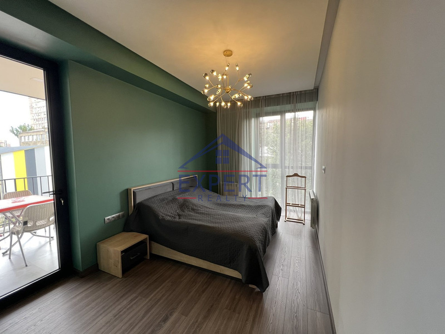 ԱՐԱԲԿԻՐ, ԱՐԱՄ ԽԱՉԱՏՐՅԱՆ ՓՈՂՈՑ, 3 ՍԵՆՅԱԿ