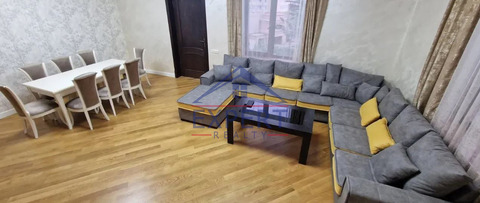 ԱՎԱՆ, ՆՎԵՐ ՍԱՖԱՐՅԱՆ ՓՈՂՈՑ, 6 ՍԵՆՅԱԿ