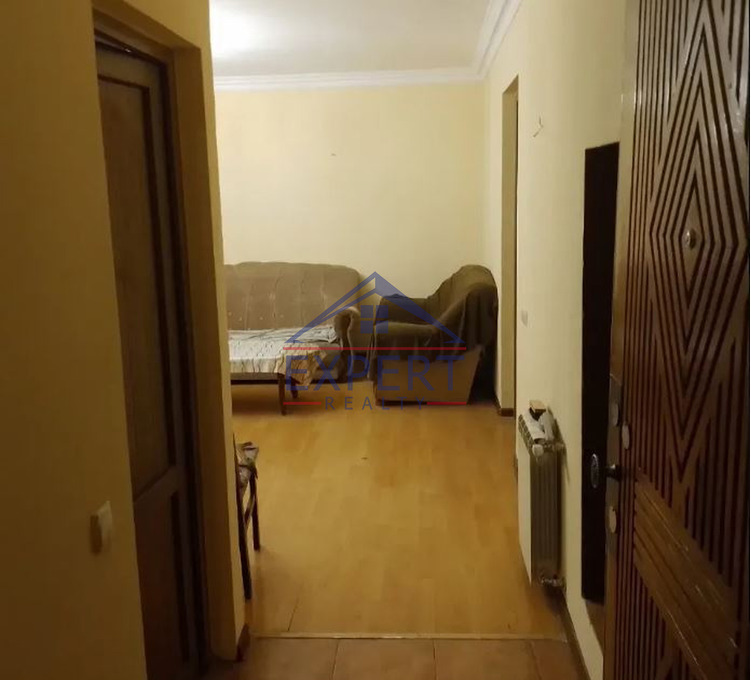 ԷՐԵԲՈՒՆԻ, ՌՈՍՏՈՎՅԱՆ ՓՈՂՈՑ, 4 ՍԵՆՅԱԿ