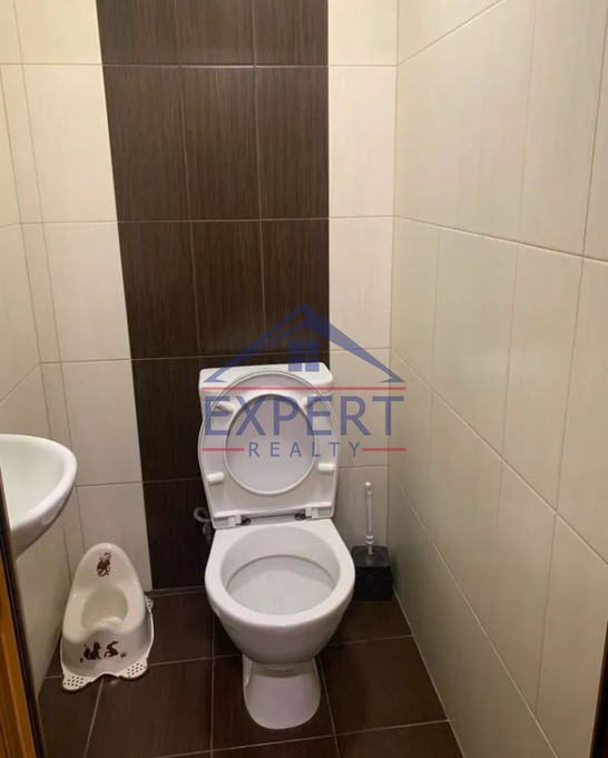 ԱՐԱԲԿԻՐ, ՎԱՀԱԳՆ ԴԱՎԹՅԱՆ ՓՈՂՈՑ, 2 ՍԵՆՅԱԿ