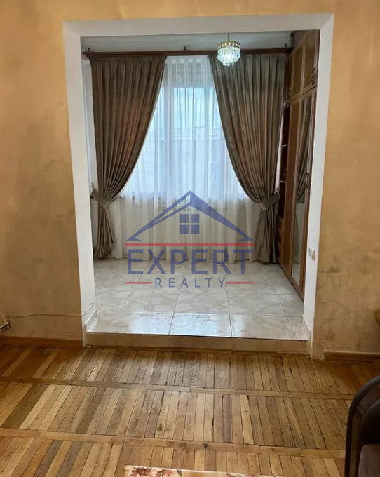 ԱՋԱՓՆՅԱԿ, ՄԱԶՄԱՆՅԱՆ ՓՈՂՈՑ, 3 ՍԵՆՅԱԿ
