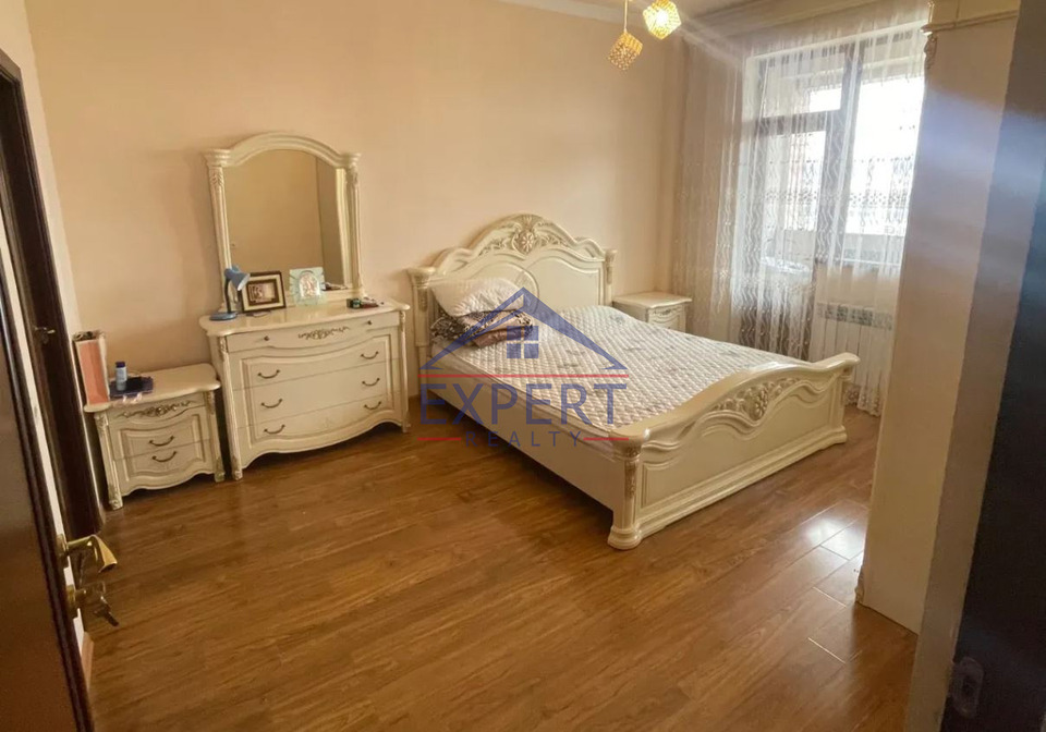 ԱՎԱՆ, ԾԱՐԱՎ ԱՂԲՅՈՒՐԻ ՓՈՂՈՑ, 3 ՍԵՆՅԱԿ