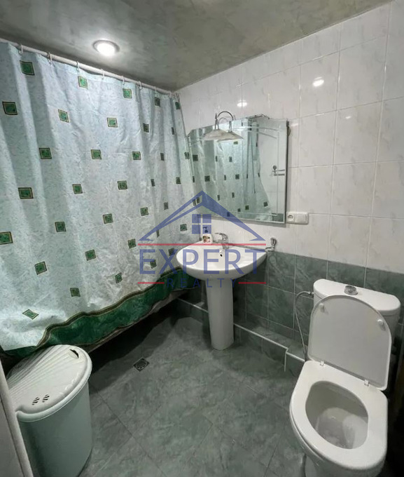 ԱՋԱՓՆՅԱԿ, ՄԱՐԳԱՐՅԱՆ ՓՈՂՈՑ, 3 ՍԵՆՅԱԿ