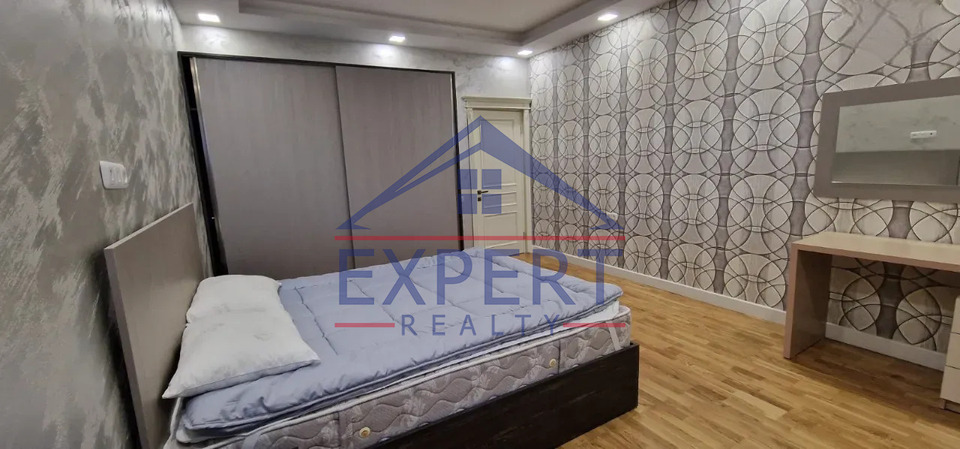 ԱՎԱՆ, ՆՎԵՐ ՍԱՖԱՐՅԱՆ ՓՈՂՈՑ, 6 ՍԵՆՅԱԿ