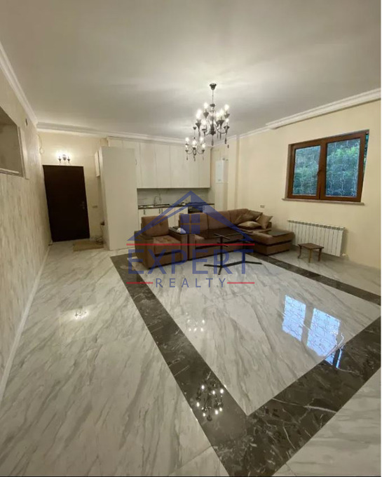 ԿԵՆՏՐՈՆ, ԱՆՏԱՌԱՅԻՆ ՓՈՂՈՑ, 2 ՍԵՆՅԱԿ