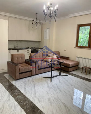 ԿԵՆՏՐՈՆ, ԱՆՏԱՌԱՅԻՆ ՓՈՂՈՑ, 2 ՍԵՆՅԱԿ